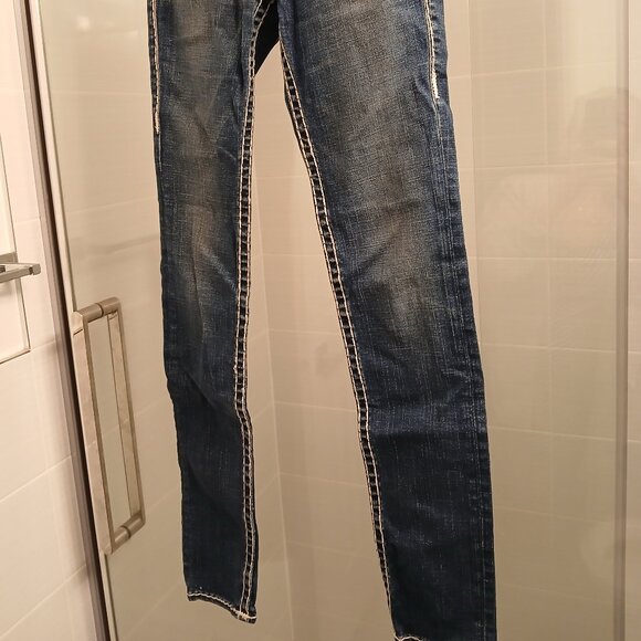 True Religion Julie Super T Jean - Size 27 - Picture 2 of 9